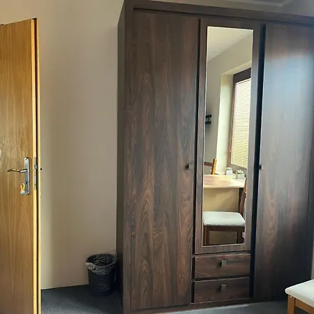 Privatunterkunft Goscinne Reja